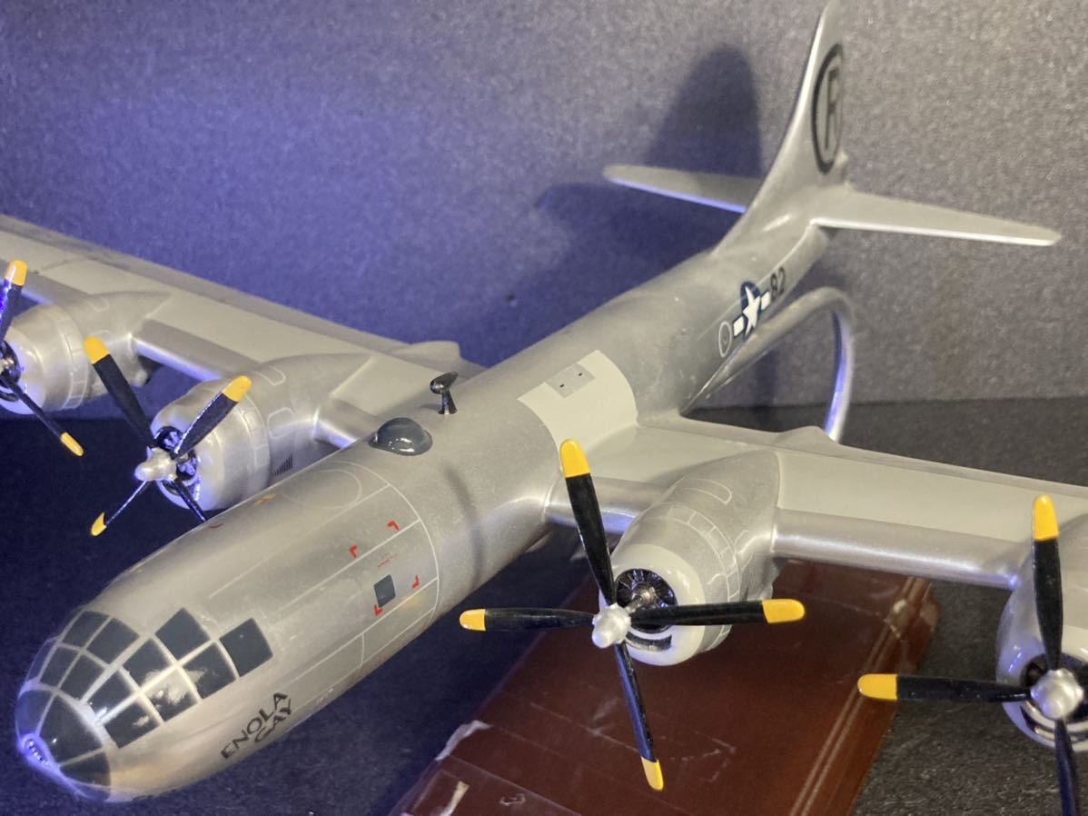 ● AB29ET B-29 Enola Gayエノラ・ゲイ 1/72スケールモデル Toys and Models社 マホガニー製？ 完成品 エノラ・ゲイ アメリカ陸軍航空隊_画像4