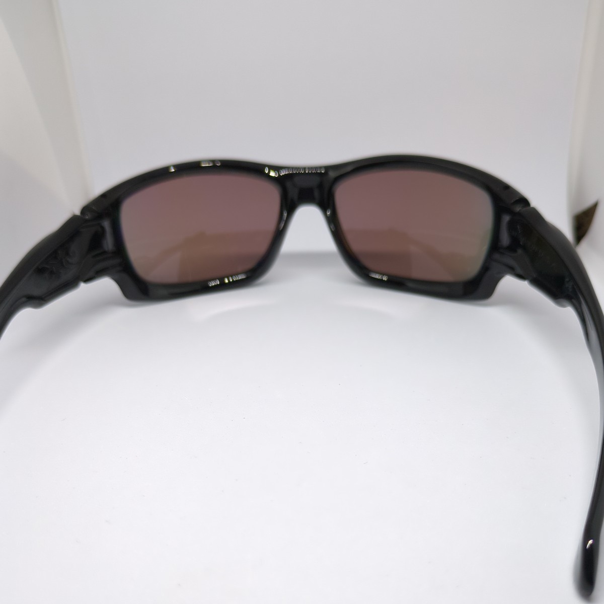 OAKLEY TEN(オークリーテン) 9128-06 国内正規品 偏光レンズ OAKLEY TEN(オークリーテン) 9128-06 国内正規品 偏光レンズ