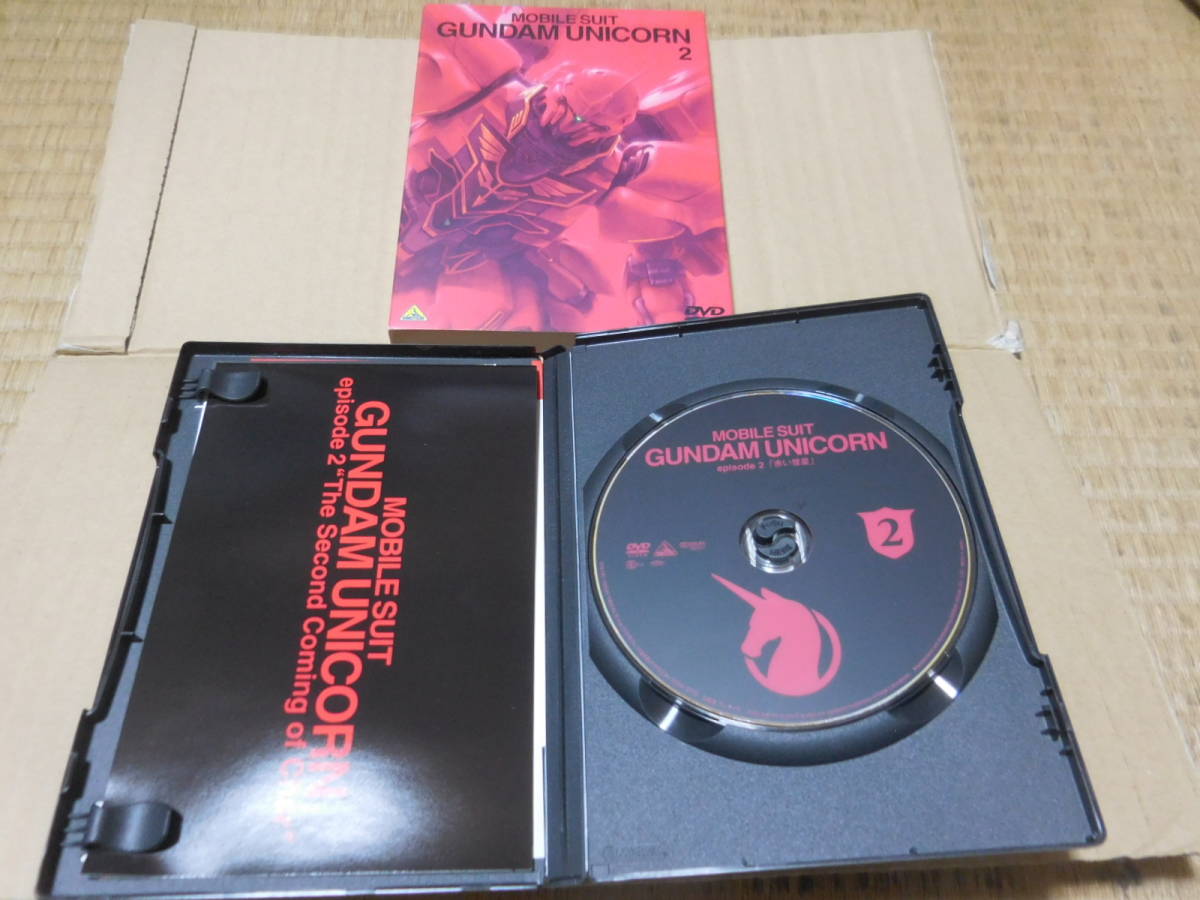 UDVD015【中古DVD/難有り】 「機動戦士ガンダム ユニコーン 1～7」 全7巻セット_episode2 赤い彗星