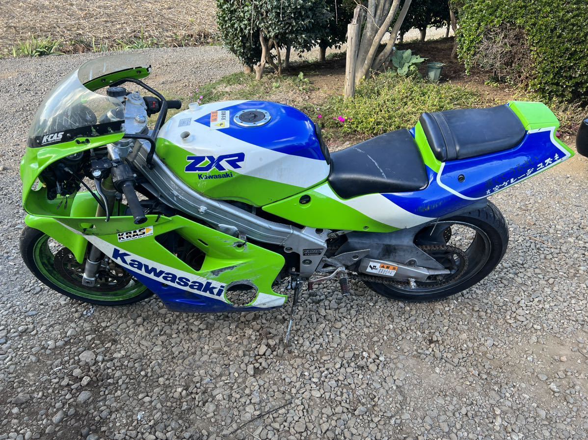 カワサキ ZXR250 ZX250A-300＊＊＊ レストアベース 部品取り_画像2