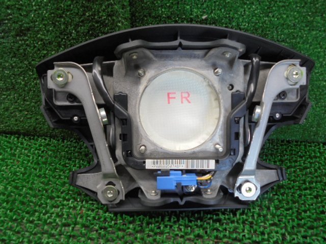 7EF2561DD3 ) レクサス LS600h ハイブリッドVer.S Iパッケージ UVF45 純正ステアリングホーンパッド_画像4