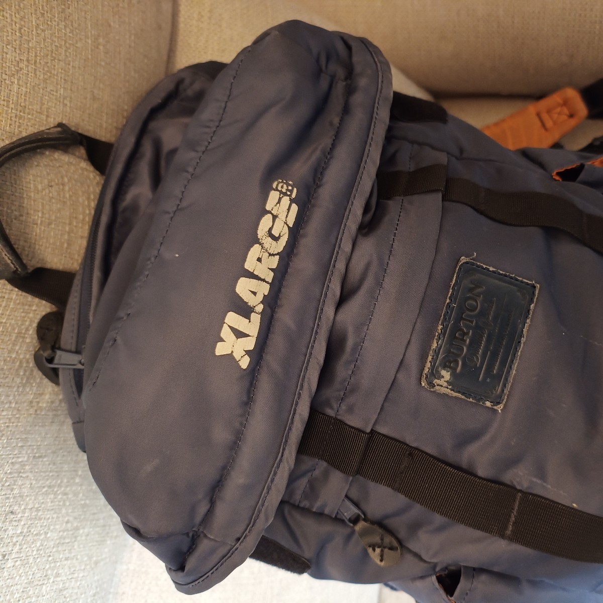 XLARGE x BURTON ANNEX PACK* Barton XLarge bag rucksack / backpack navy * still use is possible to do * postage the cheapest cost .