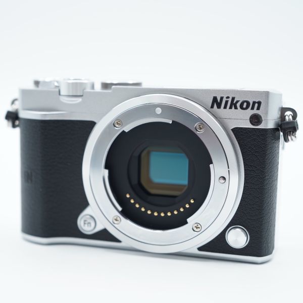 ★「ショット数411回」Nikon Nikon1 J5 ボディ シルバー J5SL #505_画像2
