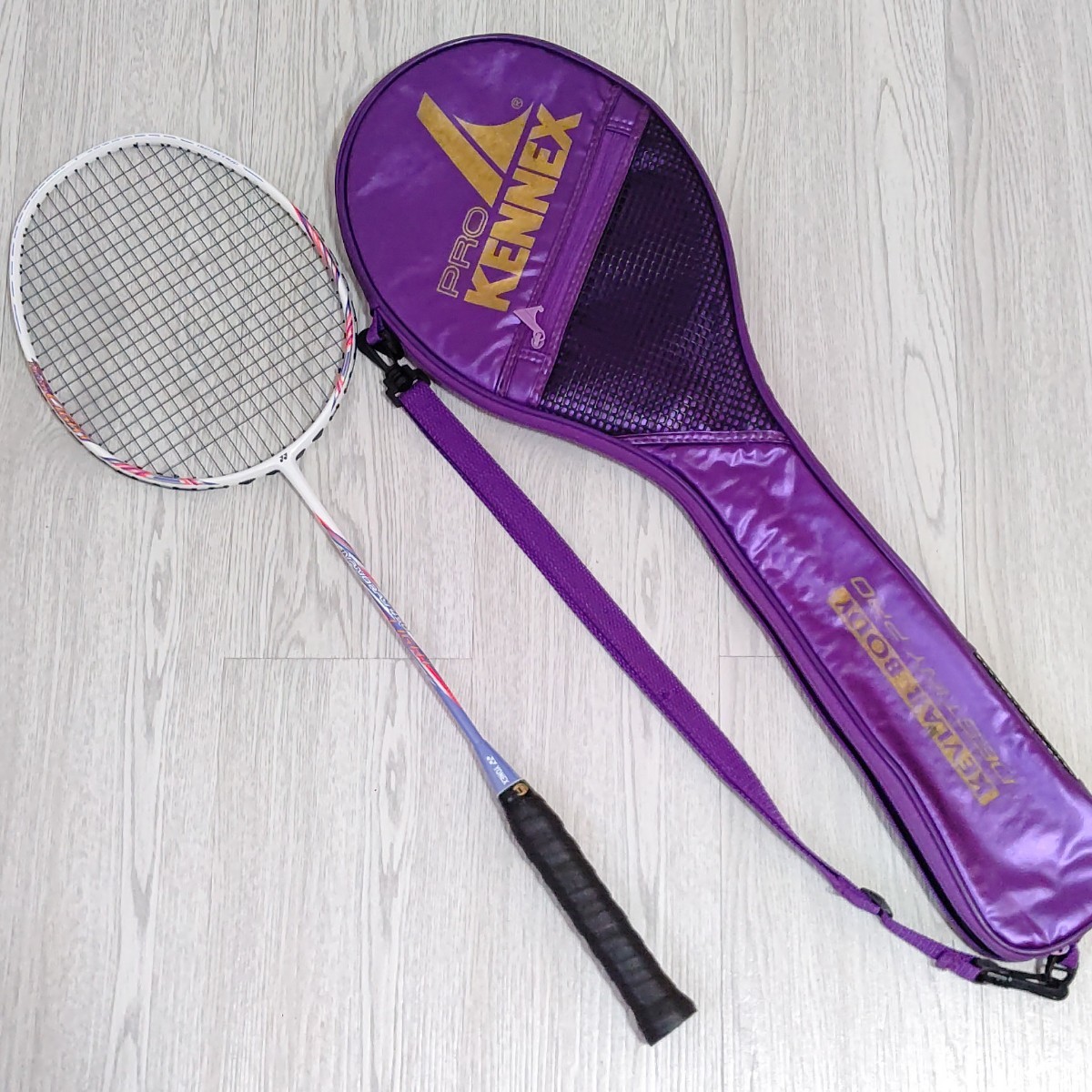 YONEX ヨネックス NANORAY450 LIGHT ナノレイ450ライト 4UG5 バドミントン ラケット 中古 送料無料 即決_画像1