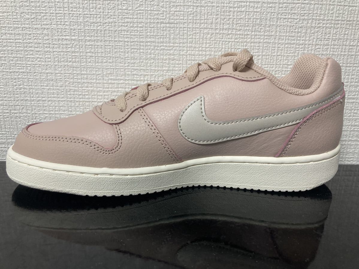 新品24.5cmナイキNIKEレディーススニーカーWMNS エバノンEBERNON LOWピンクエアフォース1AF1好きに_画像8