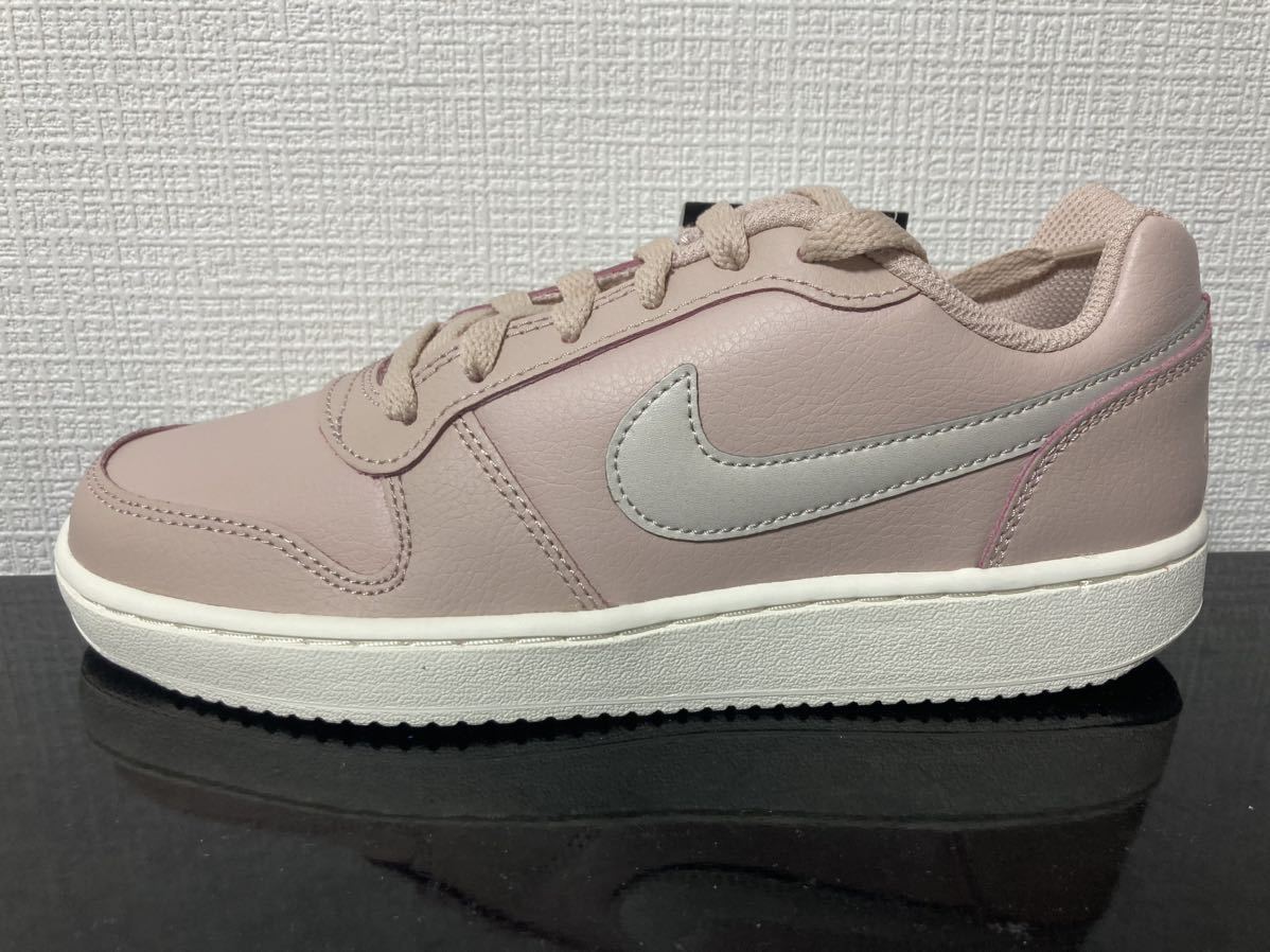 新品24.5cmナイキNIKEレディーススニーカーWMNS エバノンEBERNON LOWピンクエアフォース1AF1好きに_画像5