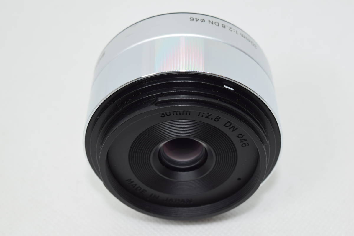 Sigma 30mm F/2.8 DN ART Lens Silver Micro Four Thirds Lens [美品] #810A_画像2