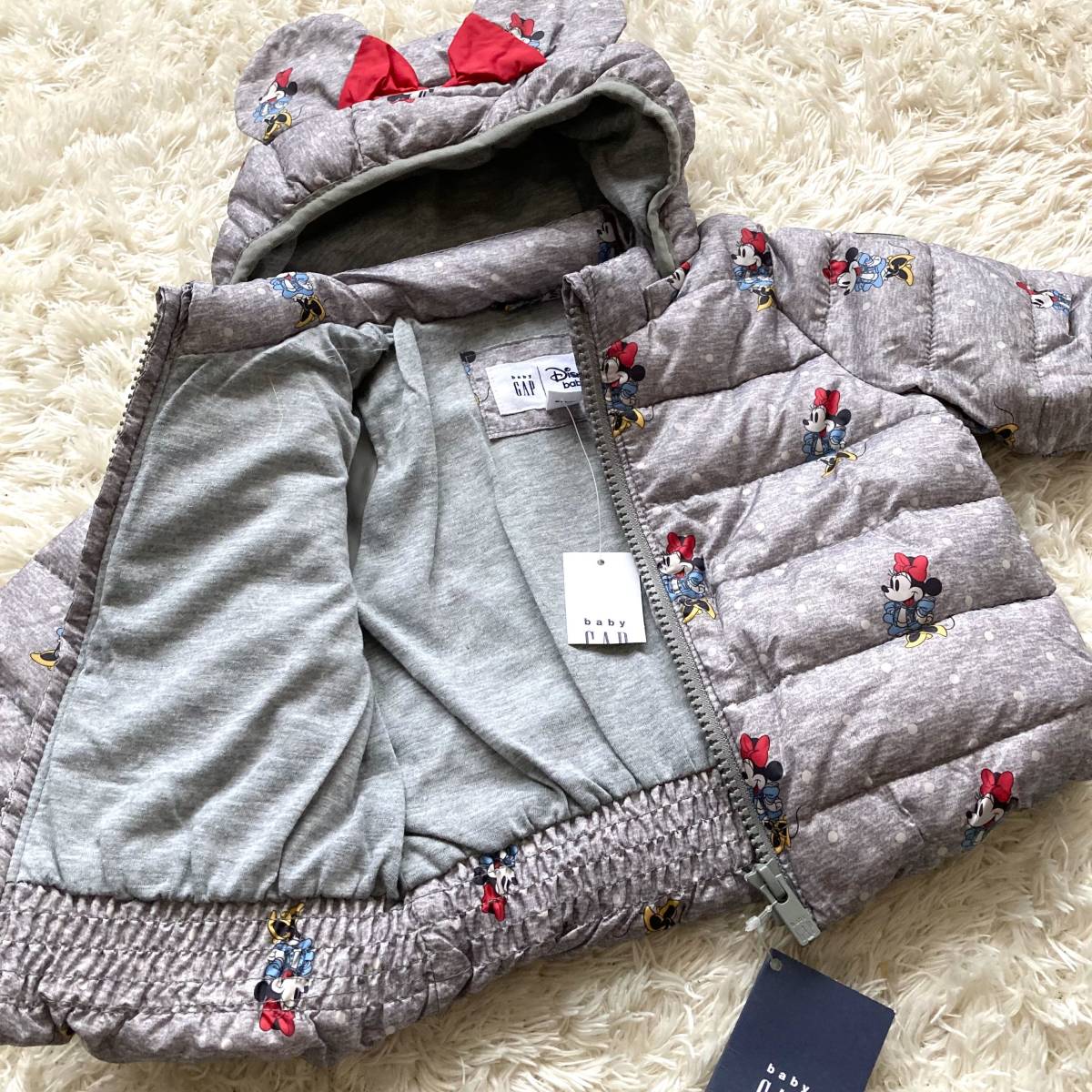 新品未 使用 baby gap ベビー ギャップ ミニーちゃん ダウン風 中綿 ジャケット グレー 60cm ベビー ガールズ アウター ディズニー 秋冬_画像3