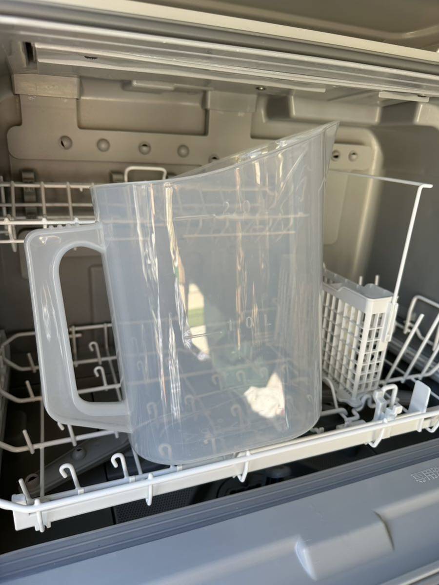 Panasonic NP-TSP1 食器 洗い 乾燥機 食洗機 タンク式 スリムタイプ 2021年製 家電 キッチン 用品 中古 _画像9