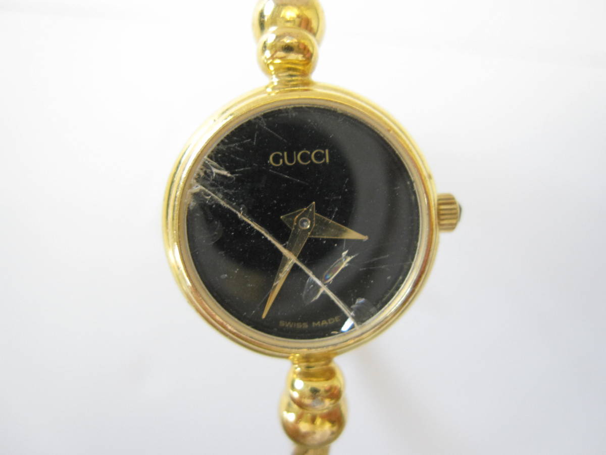 【YT-B33-44】GUCCI/グッチ 2700.2L 2針QZ 黒文字盤 バングルウォッチ 稼働品_画像2