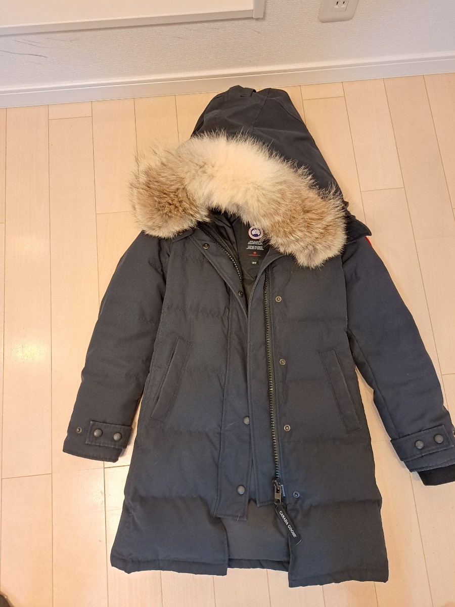 カナダグース ダウンコート マッケンジー XSサイズ　ブラック CANADA GOOSE アウター 冬服 レディース 本物　美品？_画像9