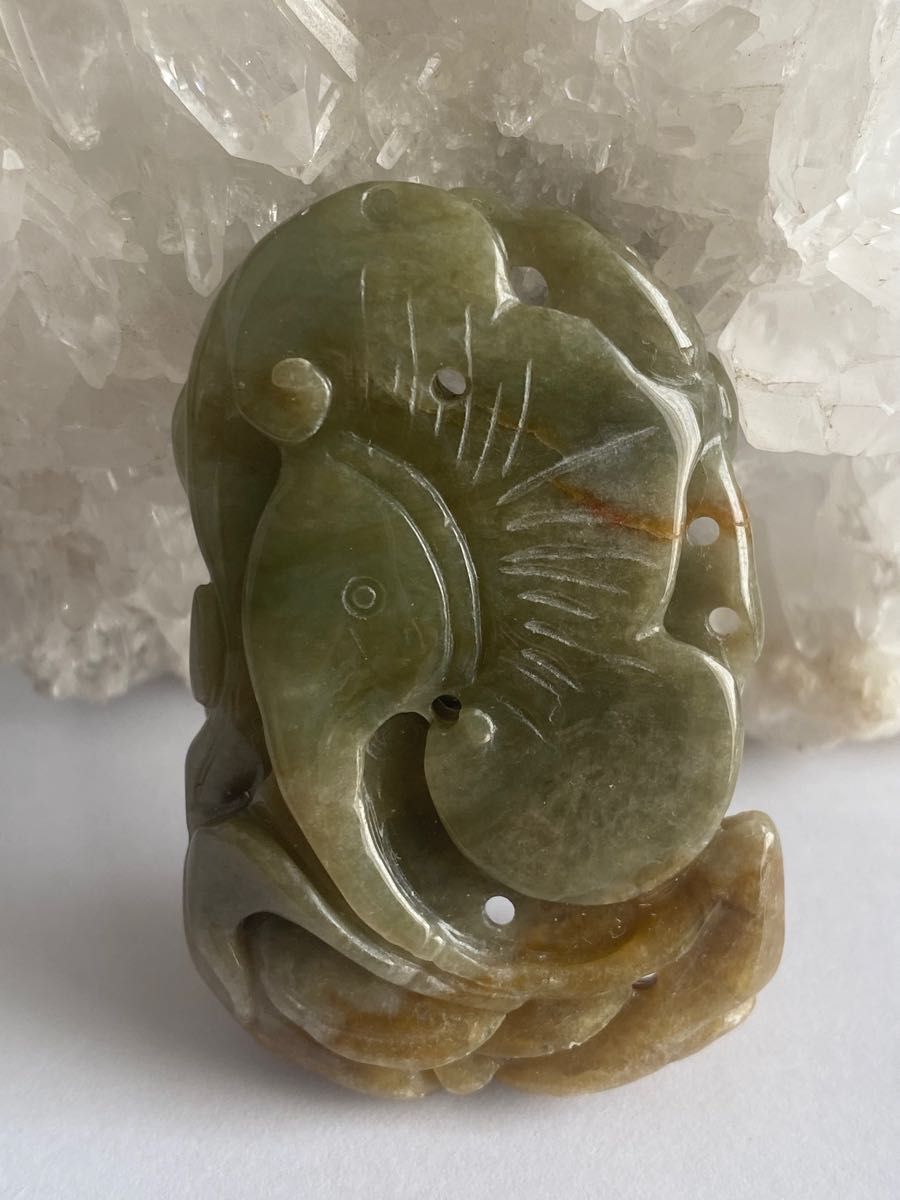 天然石 ジェイド(翡翠)『虎彫り』カービング チャーム 装飾品 Yahoo
