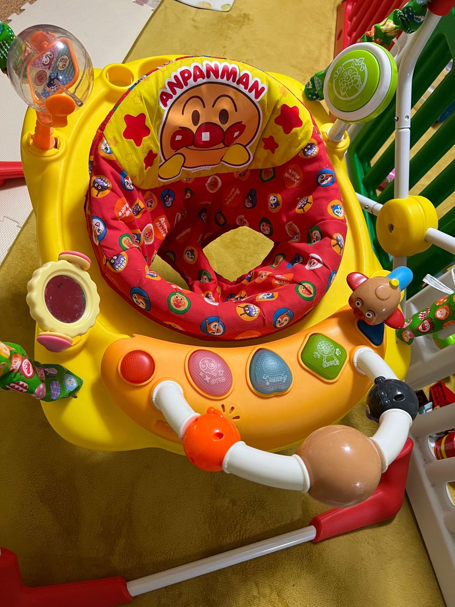 元気いっぱい アンパンマンベビージャンパー ジャンパルー 元気いっぱい アンパンマンベビージャンパー ジャンパルー