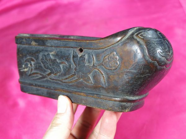 c 李朝蓮華文様虎頭墨壺 丁卯年(1807年,1867年)李朝時代 朝鮮 c 李朝蓮華文様虎頭墨壺 丁卯年(1807年,1867年)李朝時代 朝鮮