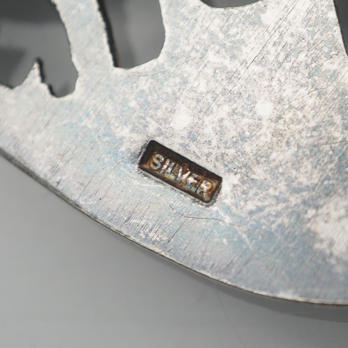H687 ヴィンテージ SILVER刻印 ブローチ デザイン シルバーの画像6