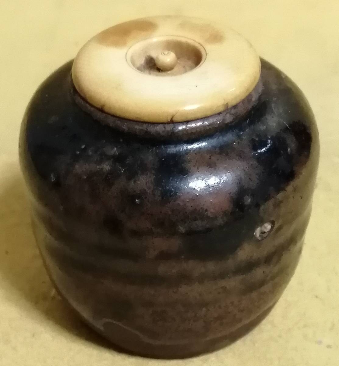 茶道具 骨董 古織部焼茶入 荒地日野間道仕覆 江戸期~ 骨董!! Yahoo!オークション - 古瀬戸 瀬戸 備前 茶入 仕覆 古裂 箱 唐物