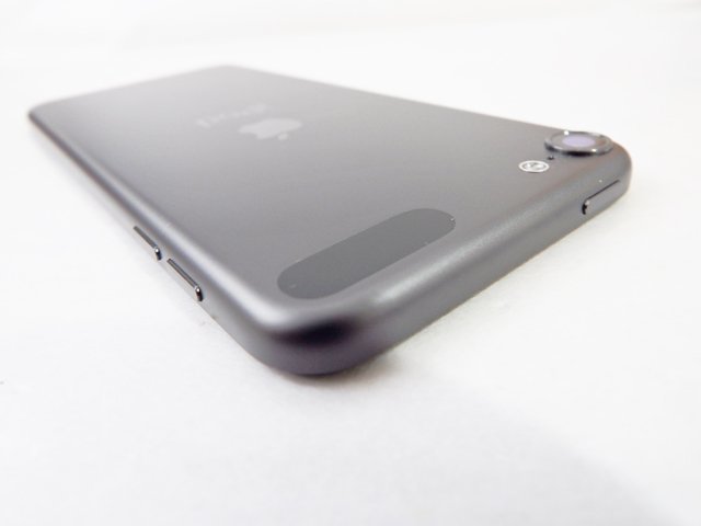 Apple/アップル iPodtouch 第7世代 32GB スペースグレイ◇MVHW2J/A◇カバー付き_画像4