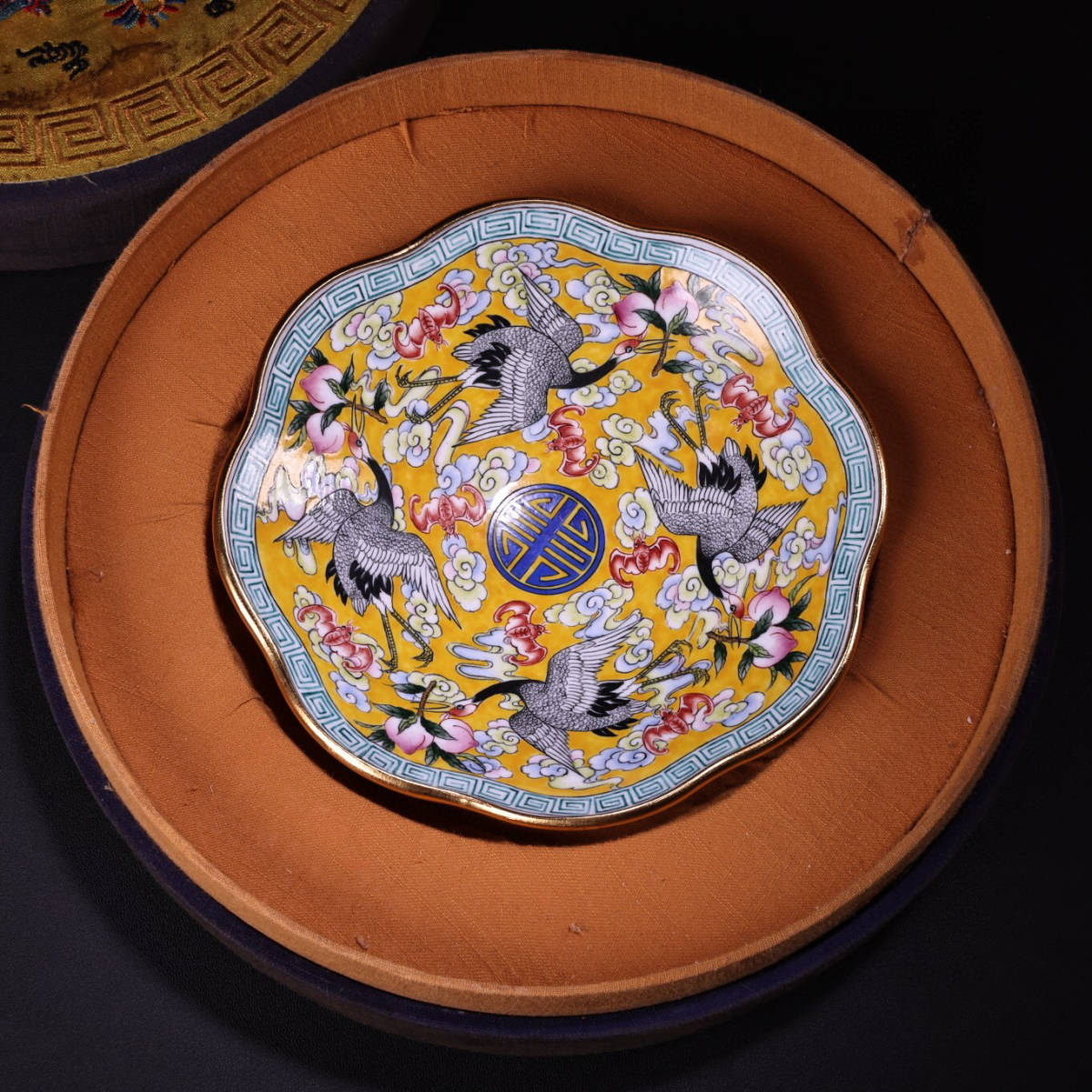 ▽鴻▽ 銅製 塗金 景泰藍 琺瑯彩 仙鶴紋 果盤 置物 古賞物 中国古玩 中国古美術