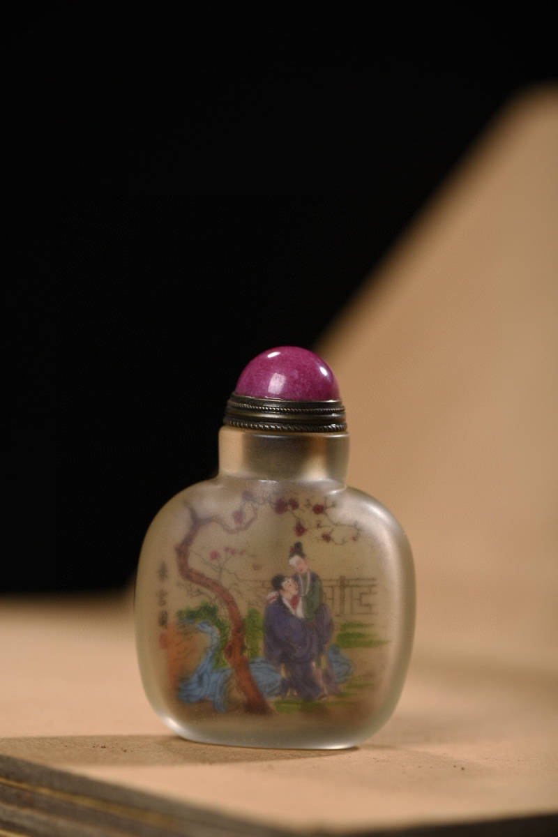▽鴻▽ 琉璃製 細密彫 人物紋 鼻煙壺 置物 古賞物 中国古玩 中国古美術