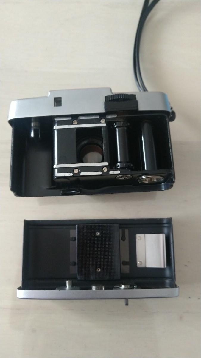 まとめ出品 フィルムカメラと露出計 オリンパス PEN-D F.Zuiko 1:1.9 32mm & Horseman Exposure meter69 中古 どちらもたぶん使用可能_画像5