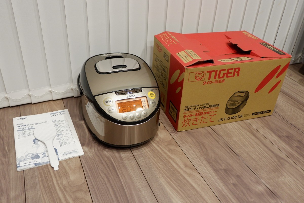 【美品 使用回数1回】TIGER IH炊飯ジャー 炊きたて JKT-G100 XK ブラック 2015年製 5.5合炊き 中古 通作動問題無 100V 50/60Hz 早い者勝ち _画像1