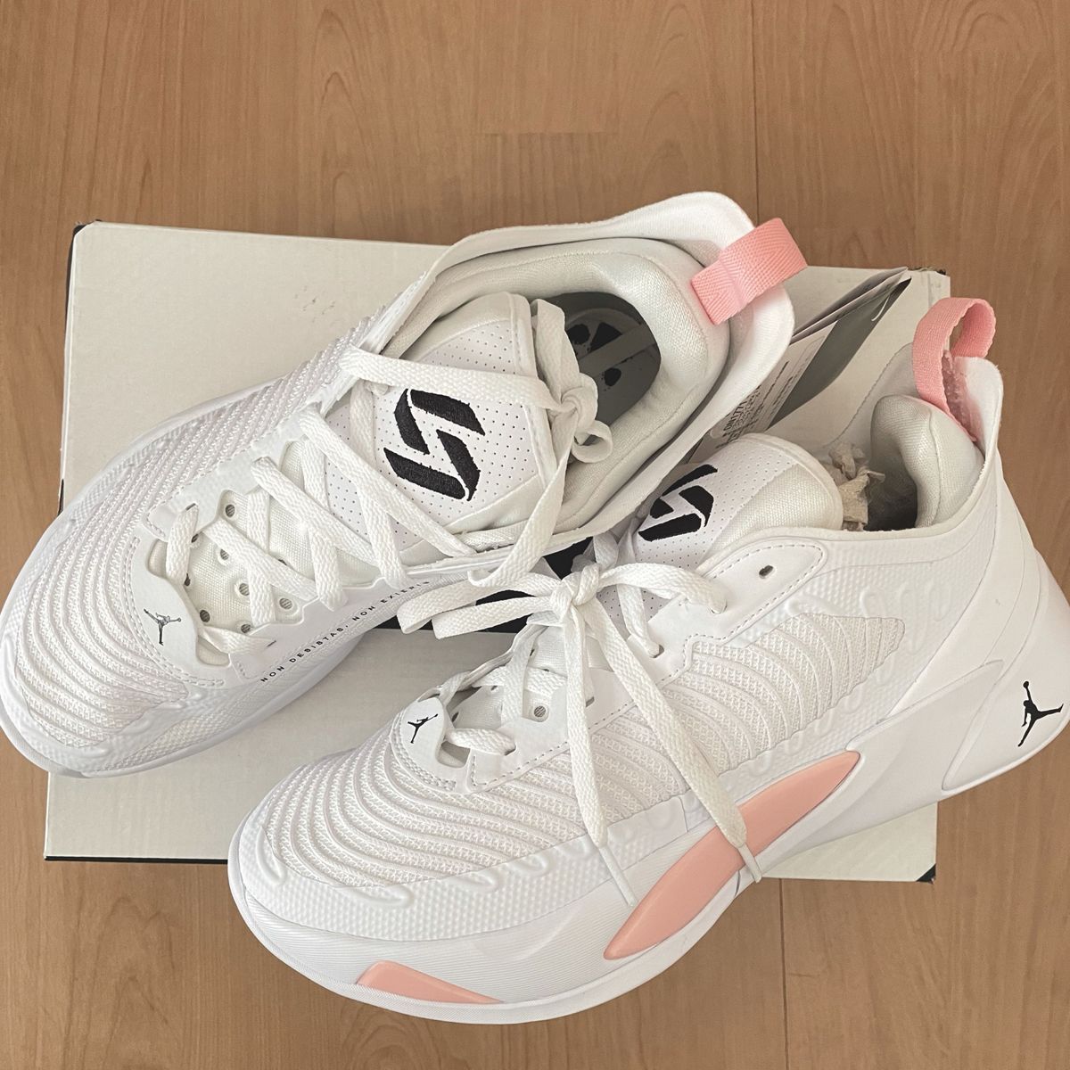 新品 ルカ1 NIKE 27 0cm|Yahoo!フリマ(旧PayPayフリマ) 新品 ルカ1 NIKE 27 0cm|Yahoo!フリマ(旧PayPayフリマ)