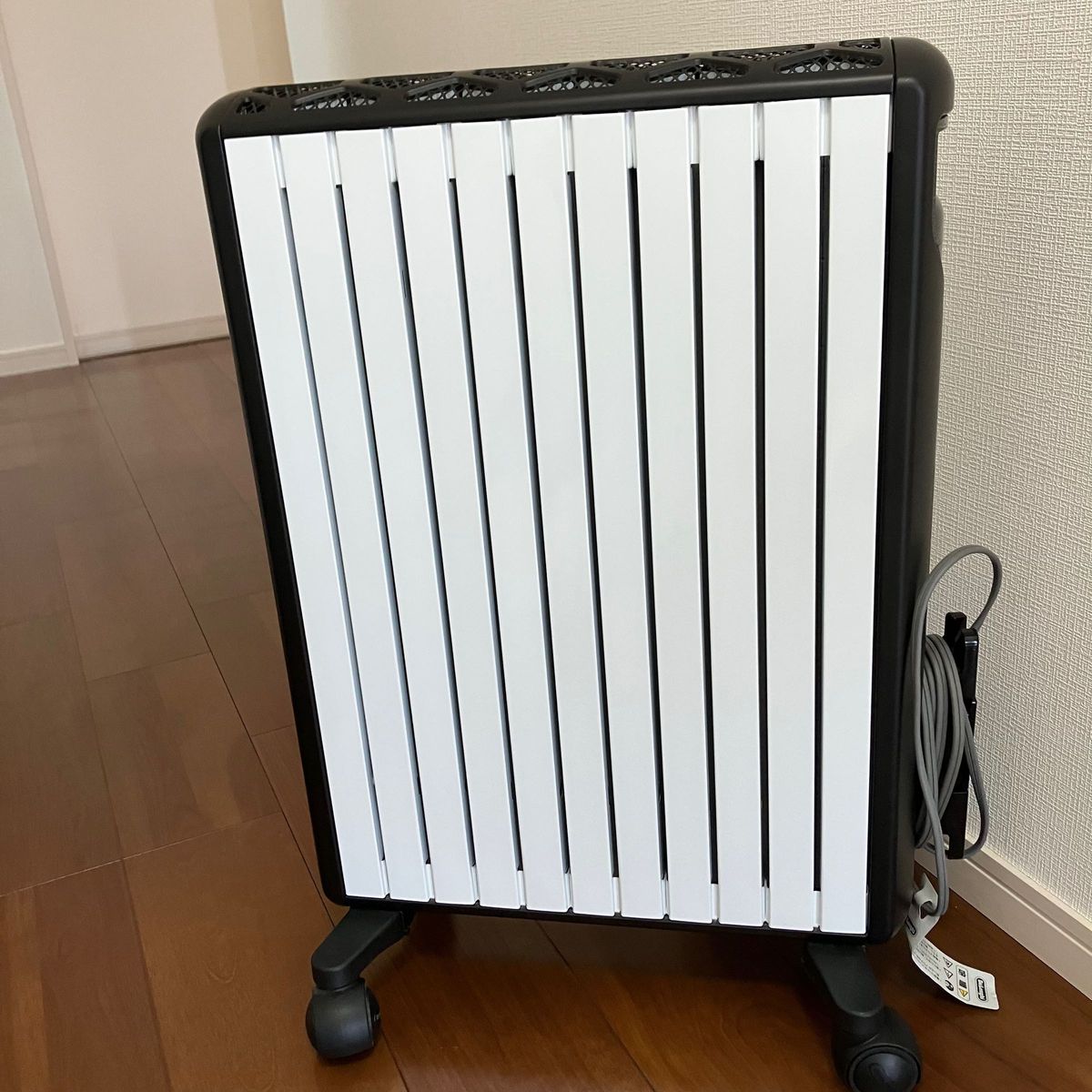美品】デロンギ ダイナミックマルチヒーター MDH15-BK DeLonghi 美品】デロンギ ダイナミックマルチヒーター MDH15-BK DeLonghi