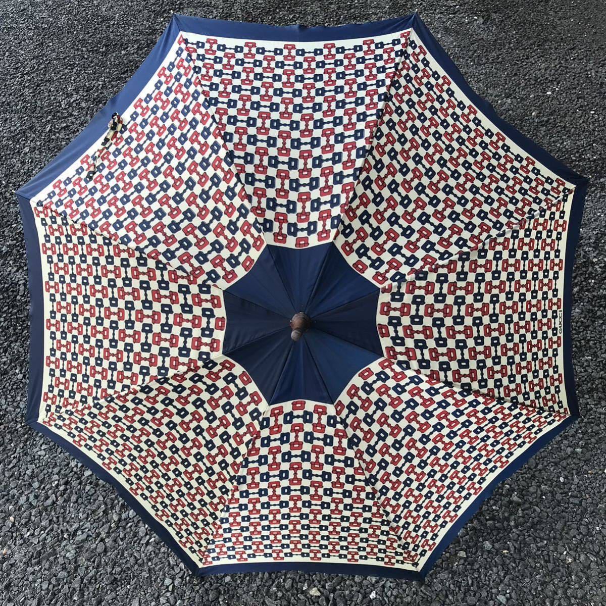 【グッチ】本物 GUCCI 傘 ホースビット 全長92cm 雨傘 アンブレラ 雨具 長傘 メンズ レディース イタリア製_画像2