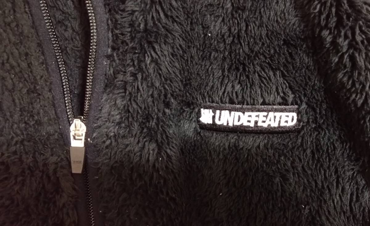 中古 黒 Mサイズ UNDEFEATED × Champion フリースジップジャケット アンディフィーテッド チャンピオン_画像4