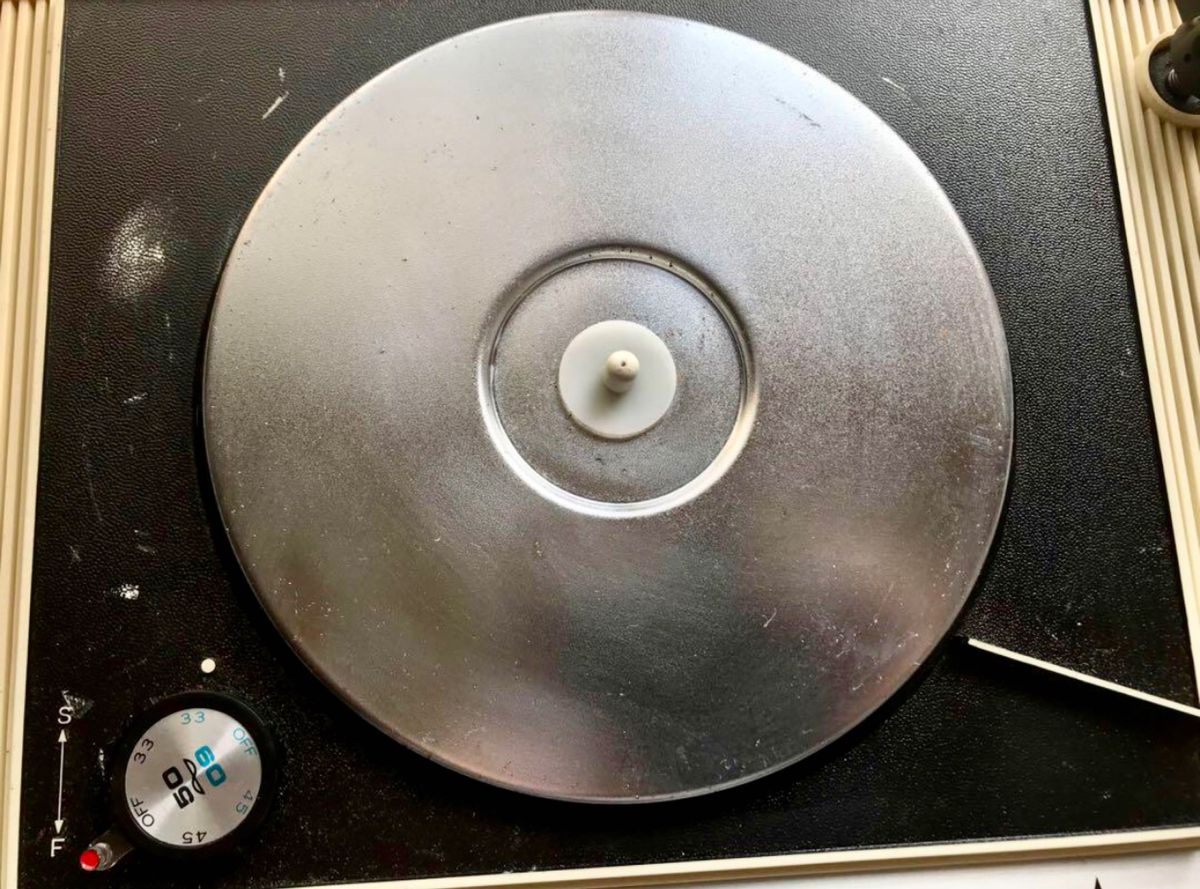 Victor昭和レトロ レコードプレーヤー PE-8400|Yahoo!フリマ Victor昭和レトロ レコードプレーヤー PE-8400|Yahoo!フリマ