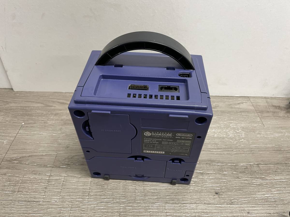 ☆ GC ☆ ゲームキューブ バイオレット 動作品 状態良好 本体 コントローラー アダプター ケーブル　Nintendo GAME CUBE 任天堂 2946_画像3