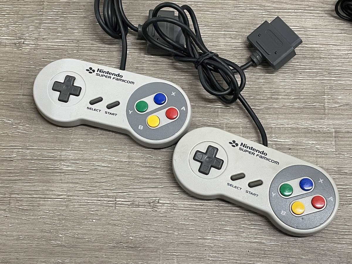 ☆ SFC ☆ スーパーファミコン 動作品 本体 コントローラー アダプター ケーブル 箱 付属 Nintendo SUPER FAMICOM 任天堂 7499_画像7