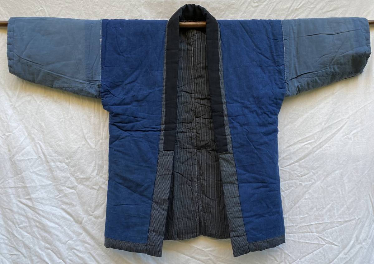戦前 戦後 藍の色味 褞袍 野良着 綿入り 藍染 切り替え 手差し ジャパンヴィンテージ JAPAN VINTAGE 日本の古い服