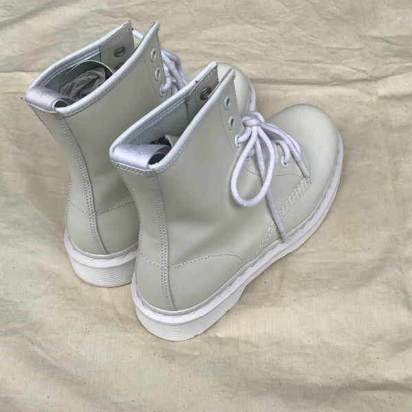 美品 ドクターマーチン Dr. Martens 1460 MONO WHITE BLANC 14357100 SMOOTH UK4 白_画像4