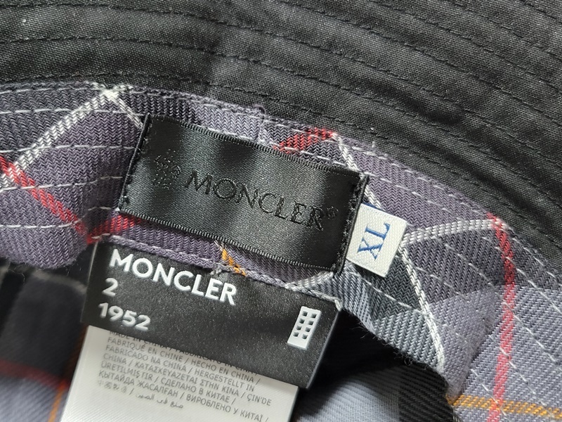 本物新品【大注目】モンクレール ジーニアス MONCLER GENIUS 2 1952×Barbour バブアー コラボ ブラック ワックス バケットハット 帽子_画像5