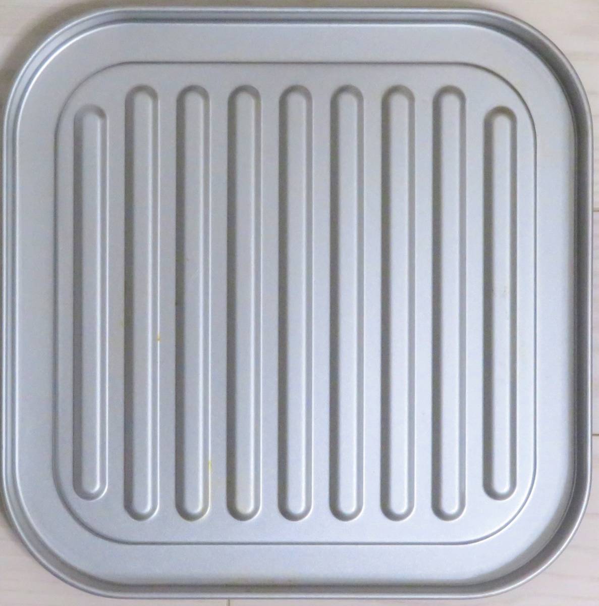 パナソニック トースター オーブントースター 4枚焼き対応 30分タイマー搭載 ホワイト NT-T501-W 使用品 美品 同梱不可_画像4