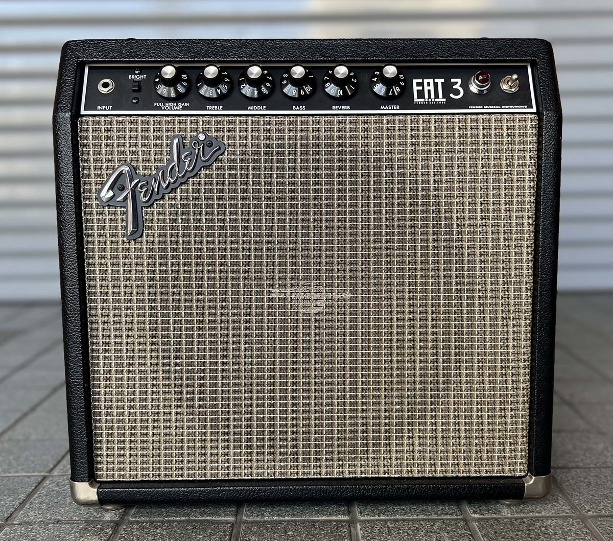 ● Fender JAPAN FAT 3 国産 オールチューブアンプ 真空管アンプ 1980年代後半 30W フェンダー ジャパン_画像2