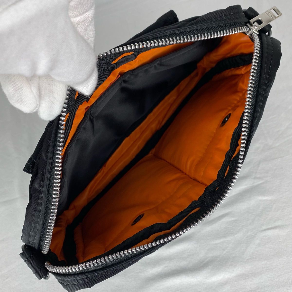 最新型】PORTER /TANKER SHOULDER BAG / ブラック ポーター 最新型】PORTER /TANKER SHOULDER BAG / ブラック ポーター