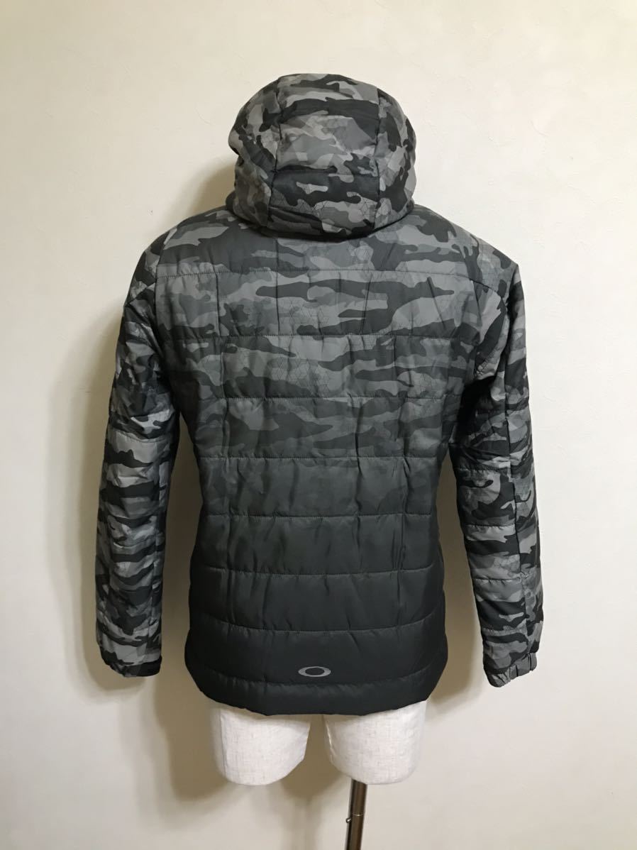 【新品】 OAKLEY ENHANCE INSULATION QUILTING JACKET オークリー 中わた ジャケット ジップパーカ トップス 日本サイズS カモフラ柄 長袖_画像2