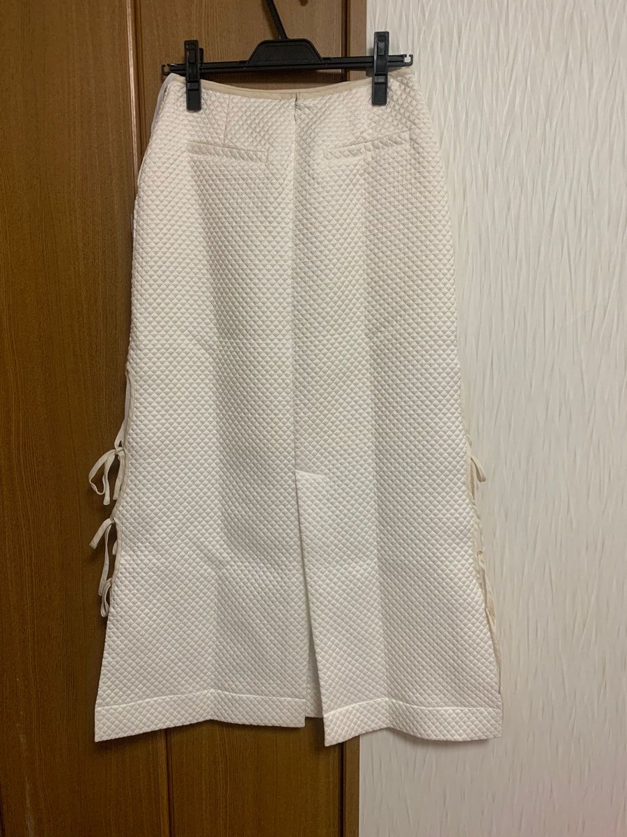 【新品】Ray BEAMS サイドリボンキルティングタイトスカート