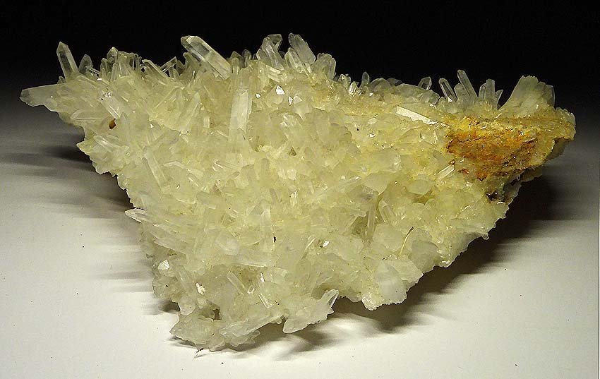 緑屋t□ 水晶 天然石 クラスター 重量約2.82㎏ 鑑賞石 飾り石 i2h/11