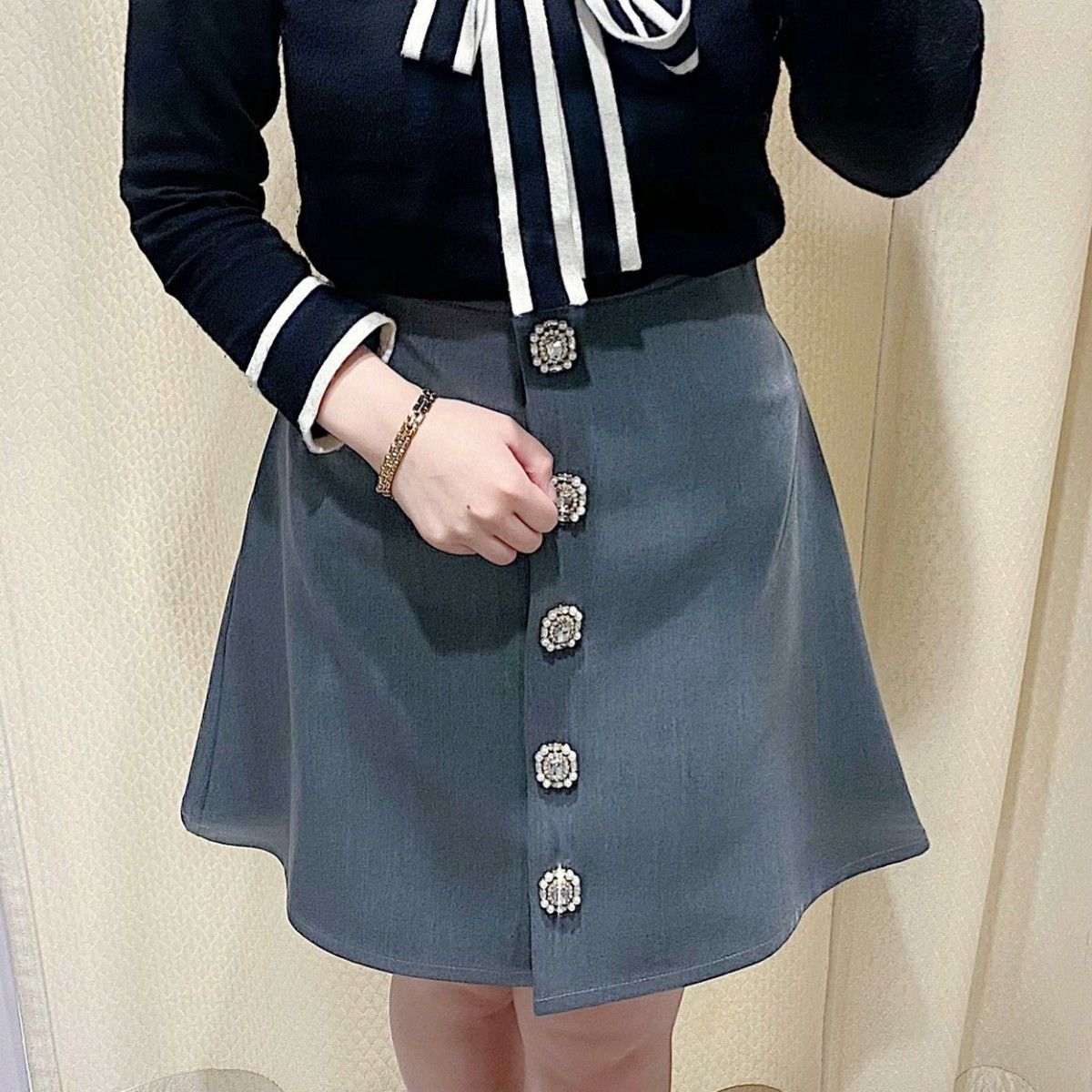 【新品】アンミール オリジナルビジュー台形スカート