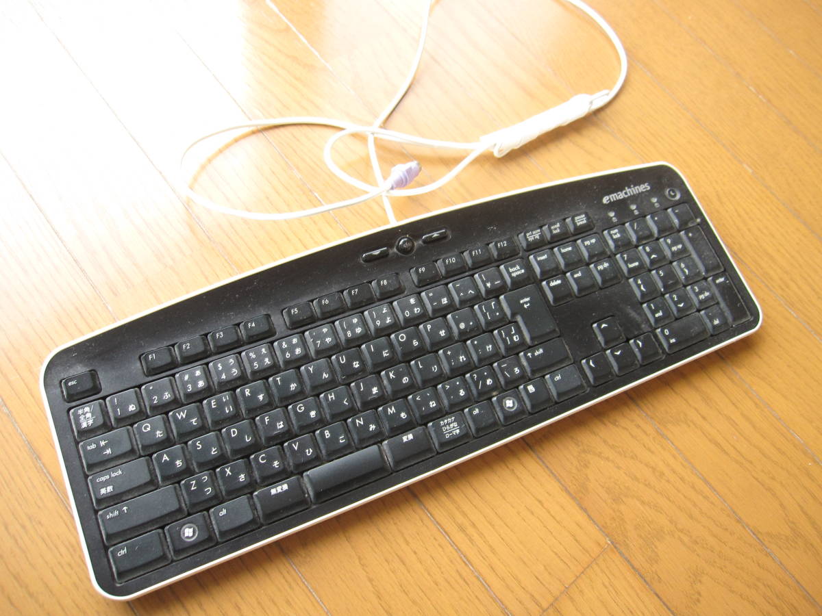 ＜1円出品＞キーボード　emachines　KB-0705 パソコン用　使い易い　PS/2対応　中古品　ゆうパック送料値引きあり　定形外郵便なら￥710_画像2