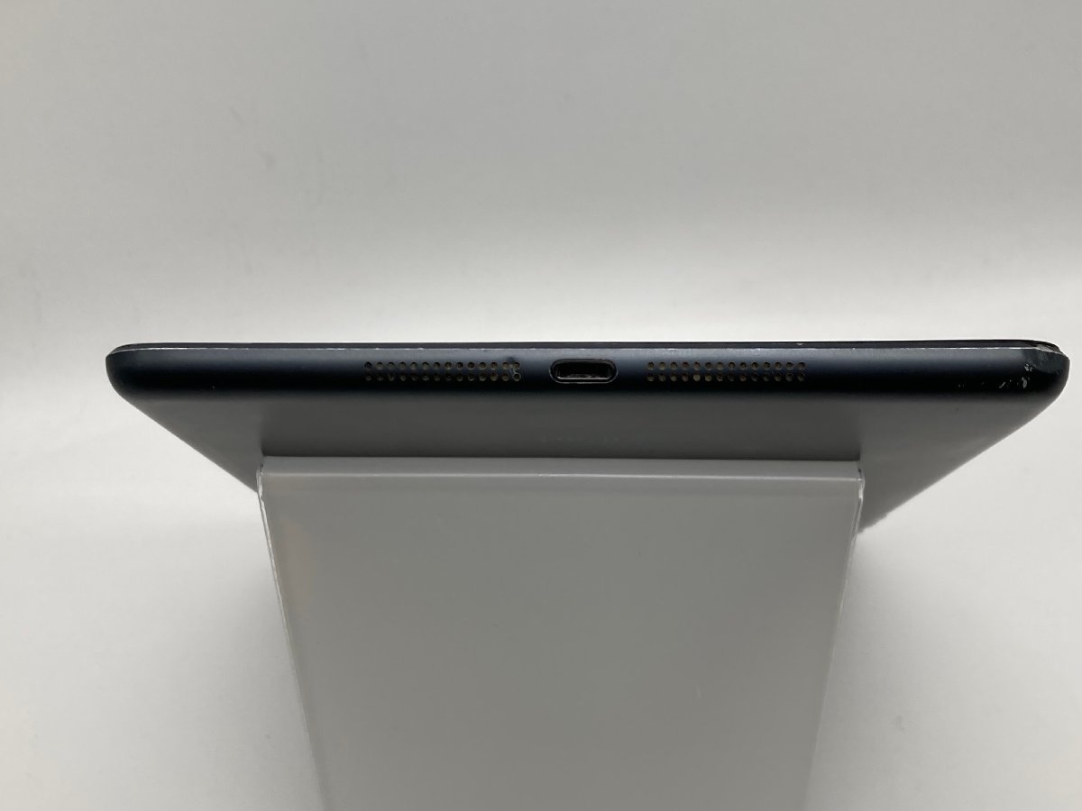 【中古・ジャンク】ベゼル部分割れ 刻印あり 打痕多数 他 Apple iPad mini 1st Wi-Fi 16GBモデル ブラック NWー 本体 A-XF193_画像7