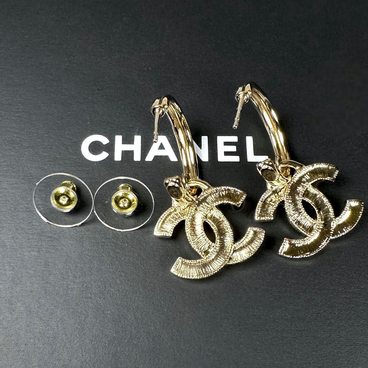 【未使用】CHANELシャネル ココマーク フープ ピアス マルチカラー