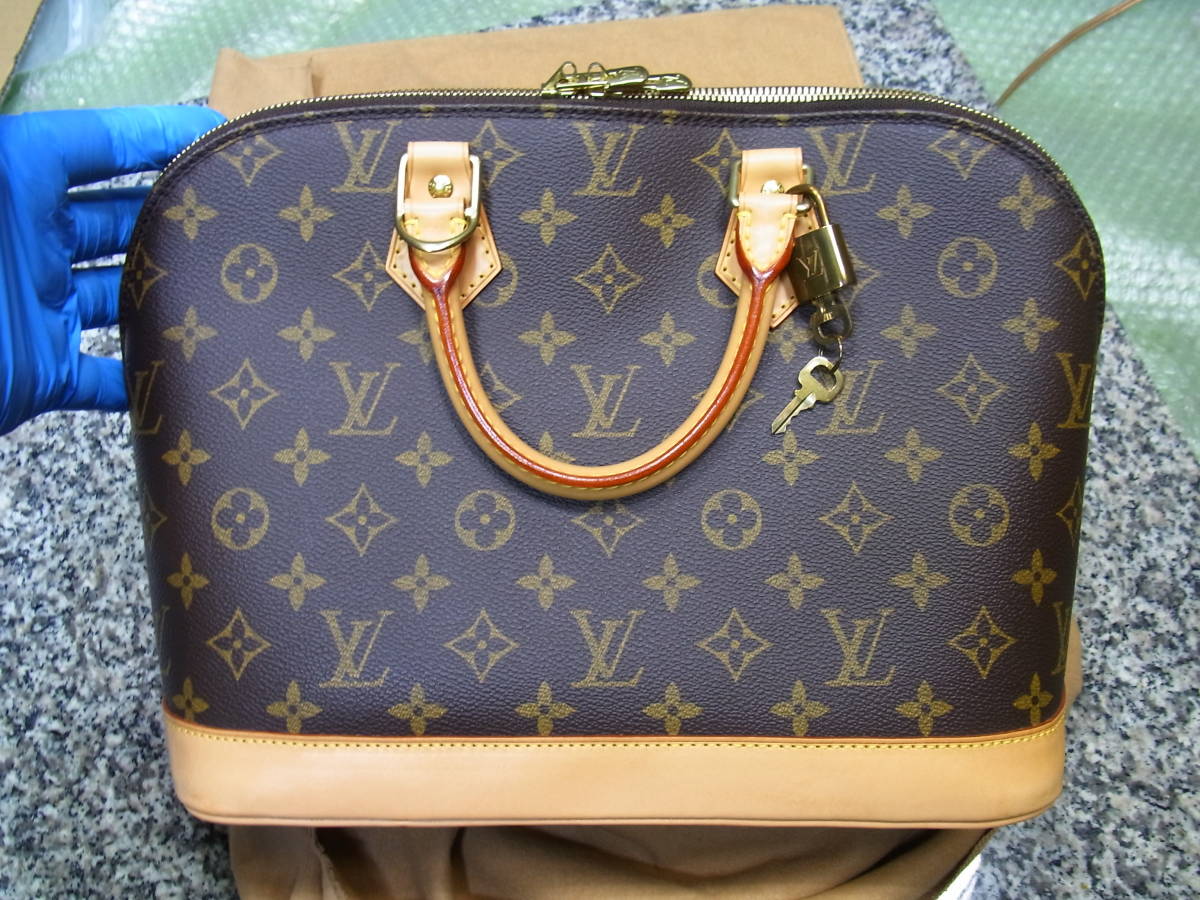 LOUIS VUITTON ルイヴィトン モノグラム アルマ M51130 ハンドバッグ カデナ・保存袋・ 美品_画像2