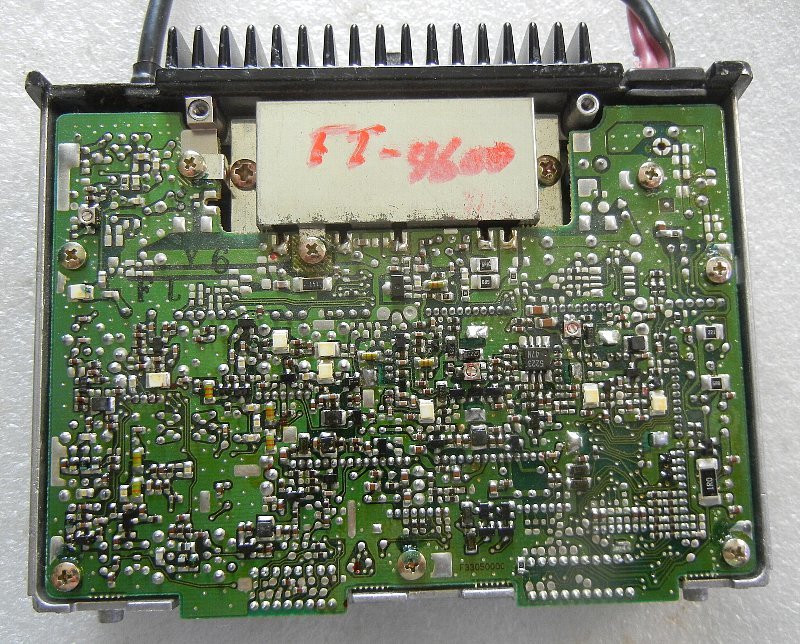 ヤエス FT-4600 144MHz / 430 MHz _画像2