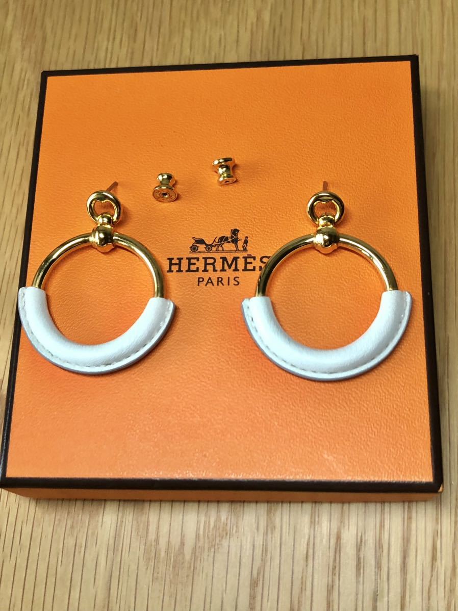 HERMES エルメス ループ ピアス ホワイト ゴールド金具 白