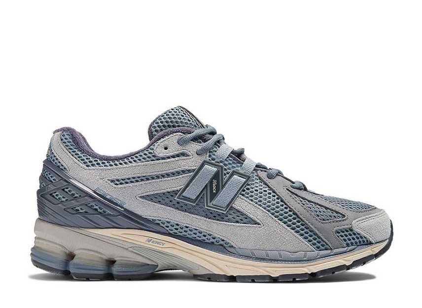 AURALEE New Balance 1906R 