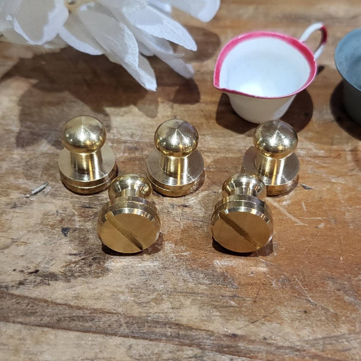 レザークラフト　真鍮金具 Brass　ネジ式 ギボシ 頭直径6mm　5個セット_画像1